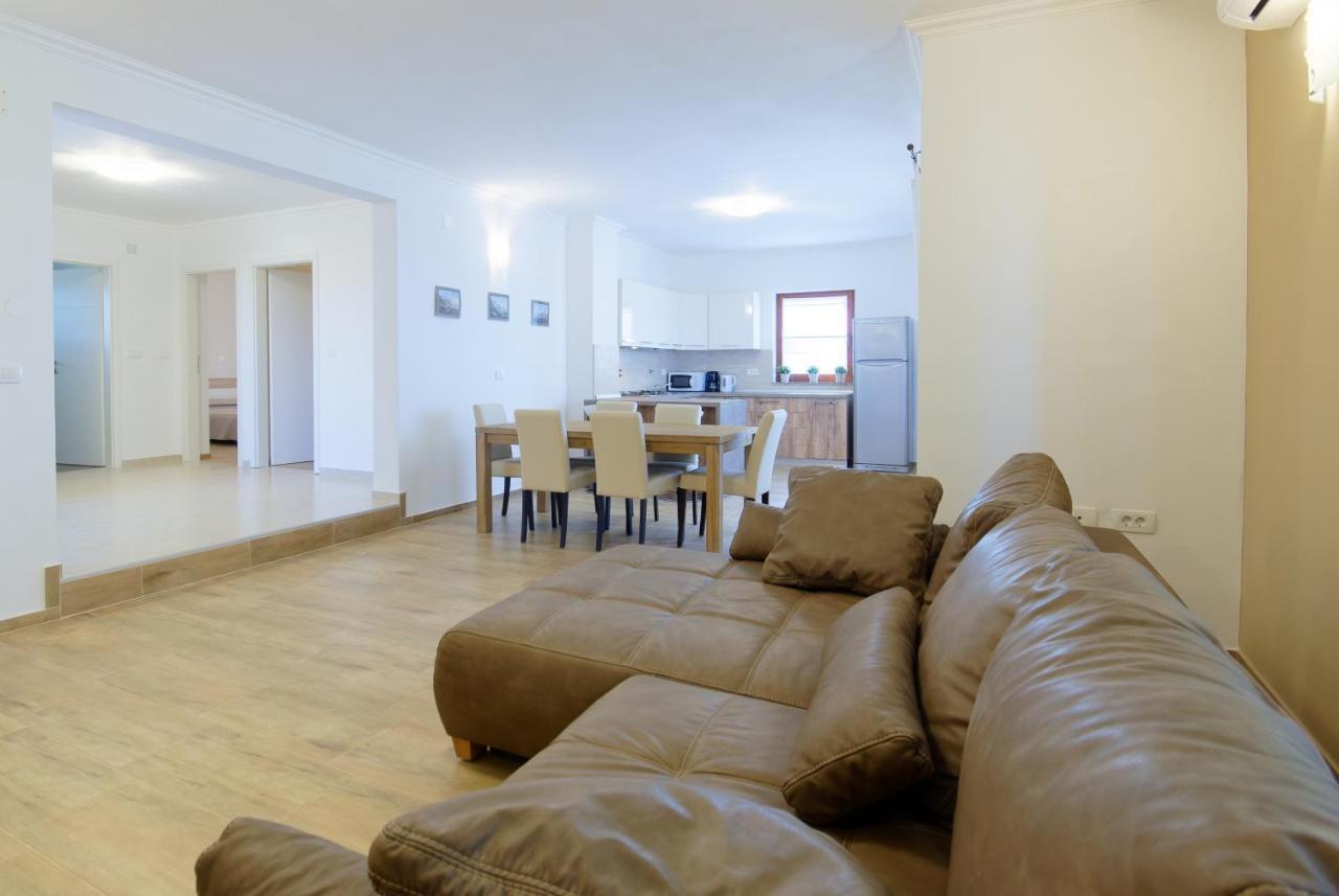 Apartments Belvedere By Rent Istria Plovanija Экстерьер фото