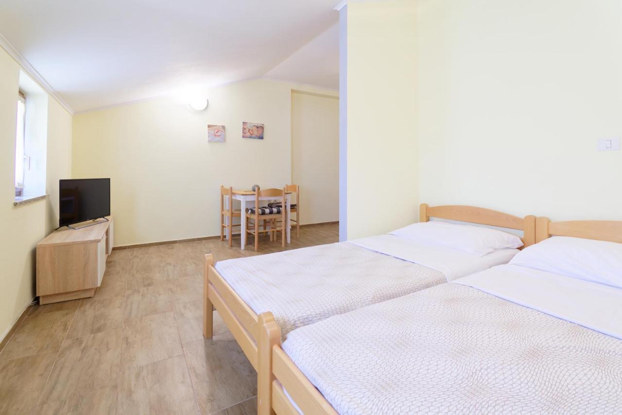 Apartments Belvedere By Rent Istria Plovanija Экстерьер фото