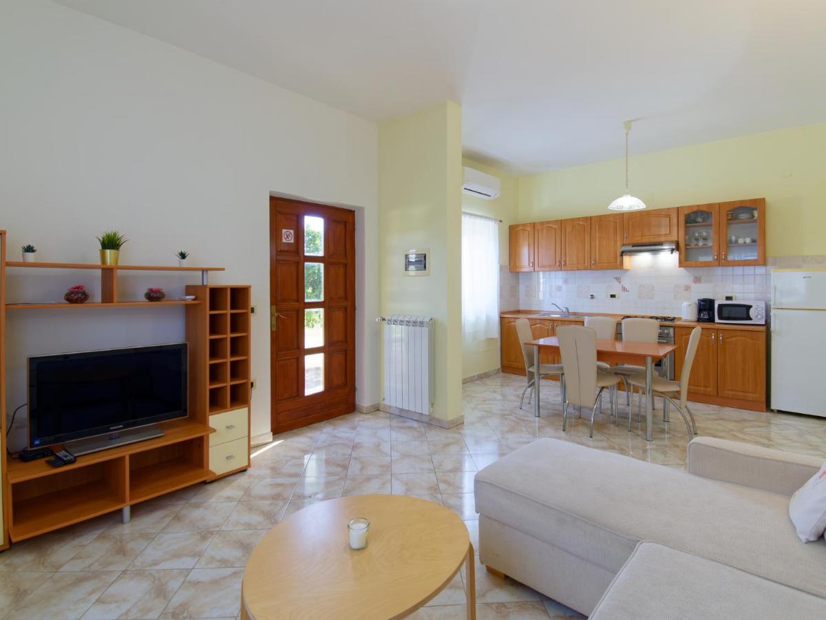 Apartments Belvedere By Rent Istria Plovanija Экстерьер фото
