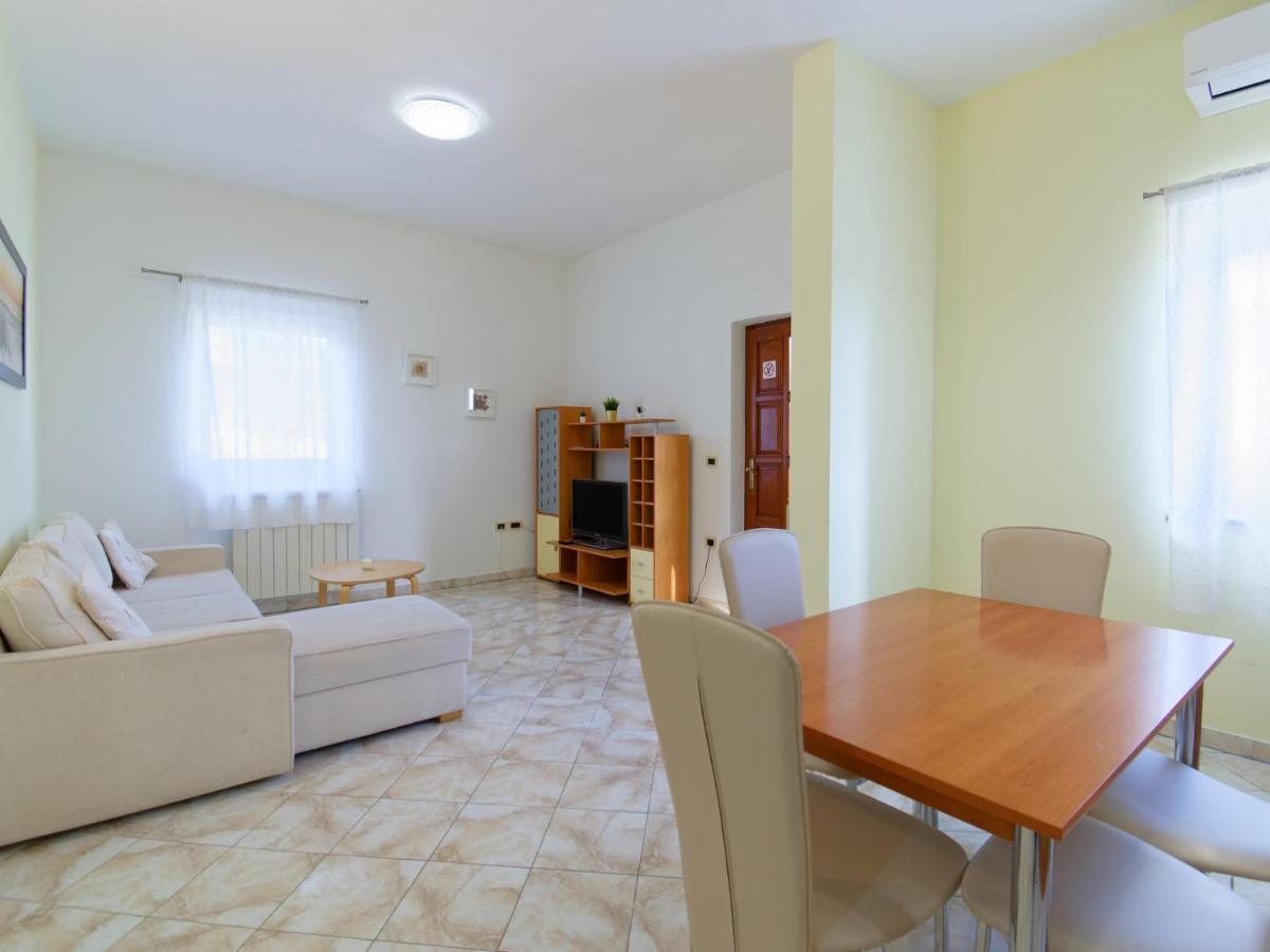Apartments Belvedere By Rent Istria Plovanija Экстерьер фото